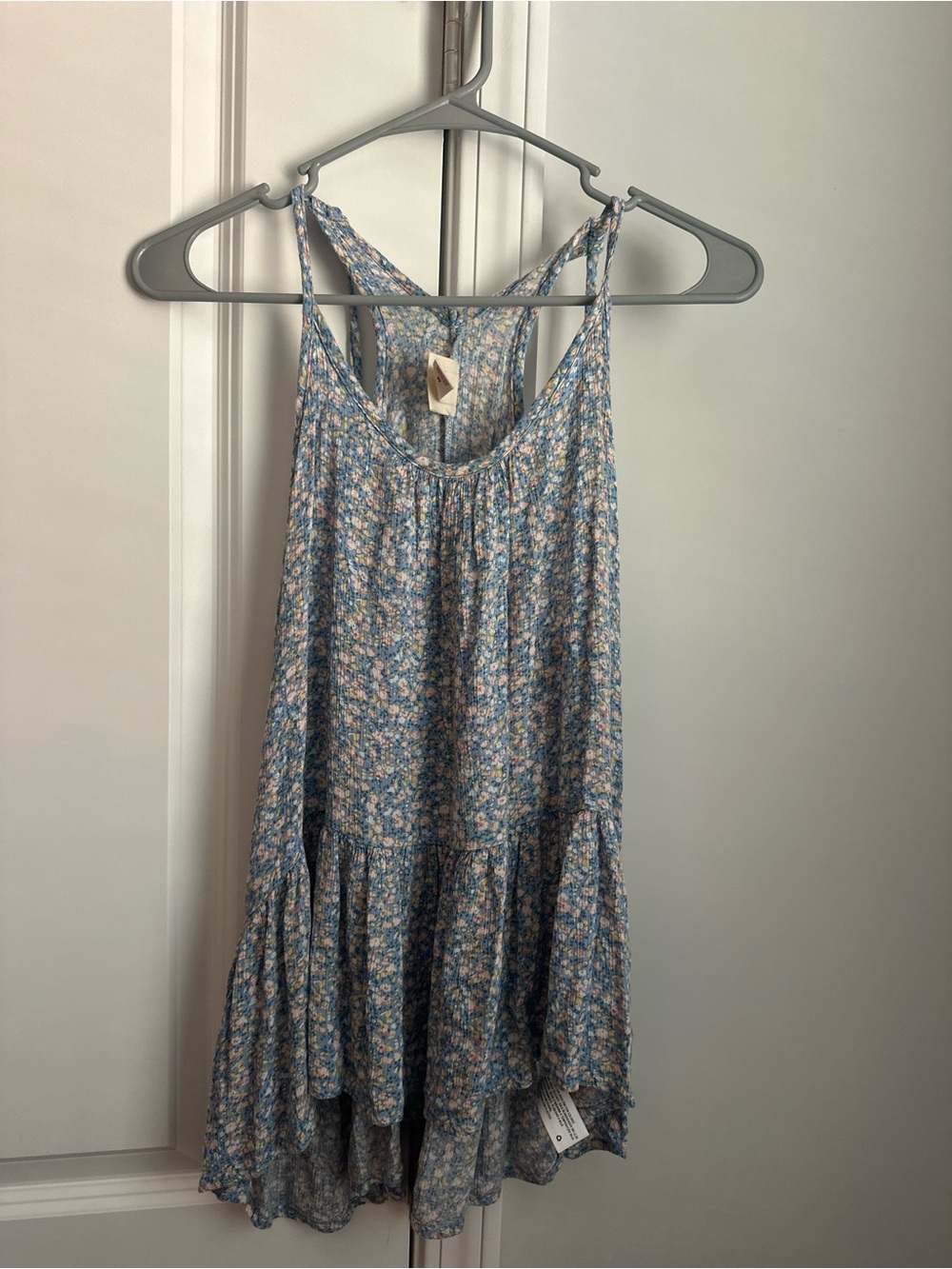 Mossimo Supply Co. Light Blue Floral Swing Camisole